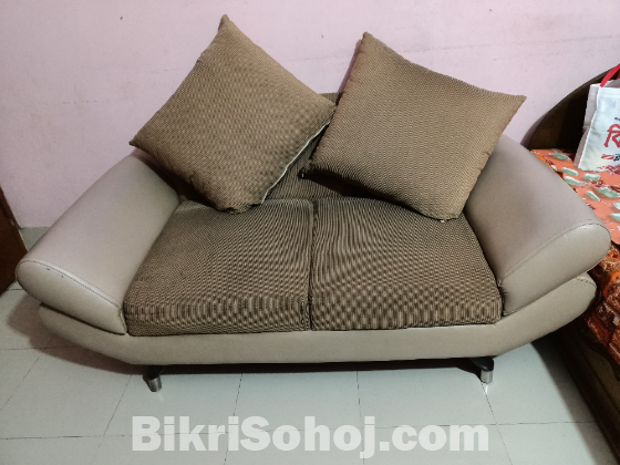 Sofa with Pillows (2+1)